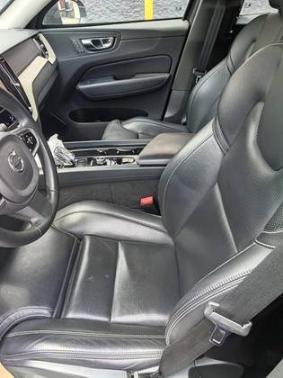 VOLVO XC60 2.0 T8 HYBRID INSCRIPTION AWD GEARTRONIC